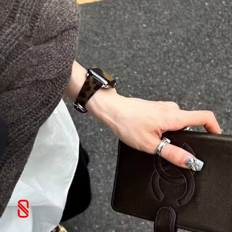 بند اپل واچ مخمل پلنگی