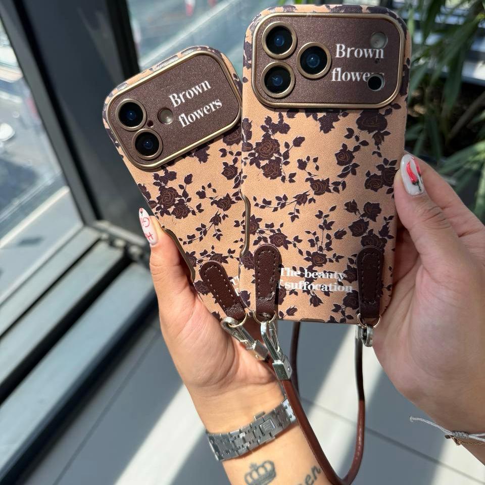 قاب گل های قهوه ای Brown Flowers همراه با بند دستی آیفون