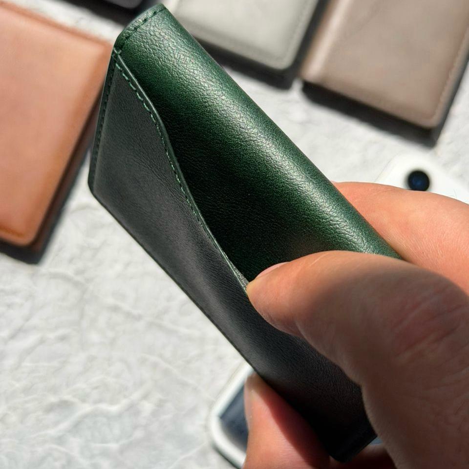 ولت ، کیف پول چرمی مگ سیف دار Leather Wallet MagSafe
